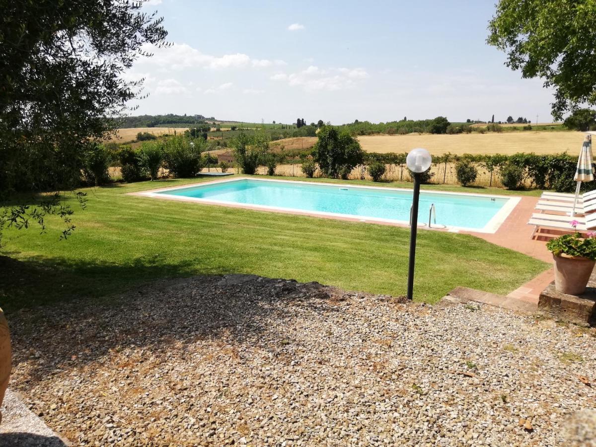 Podere Lornanino Bed & Breakfast Monteriggioni Eksteriør bilde